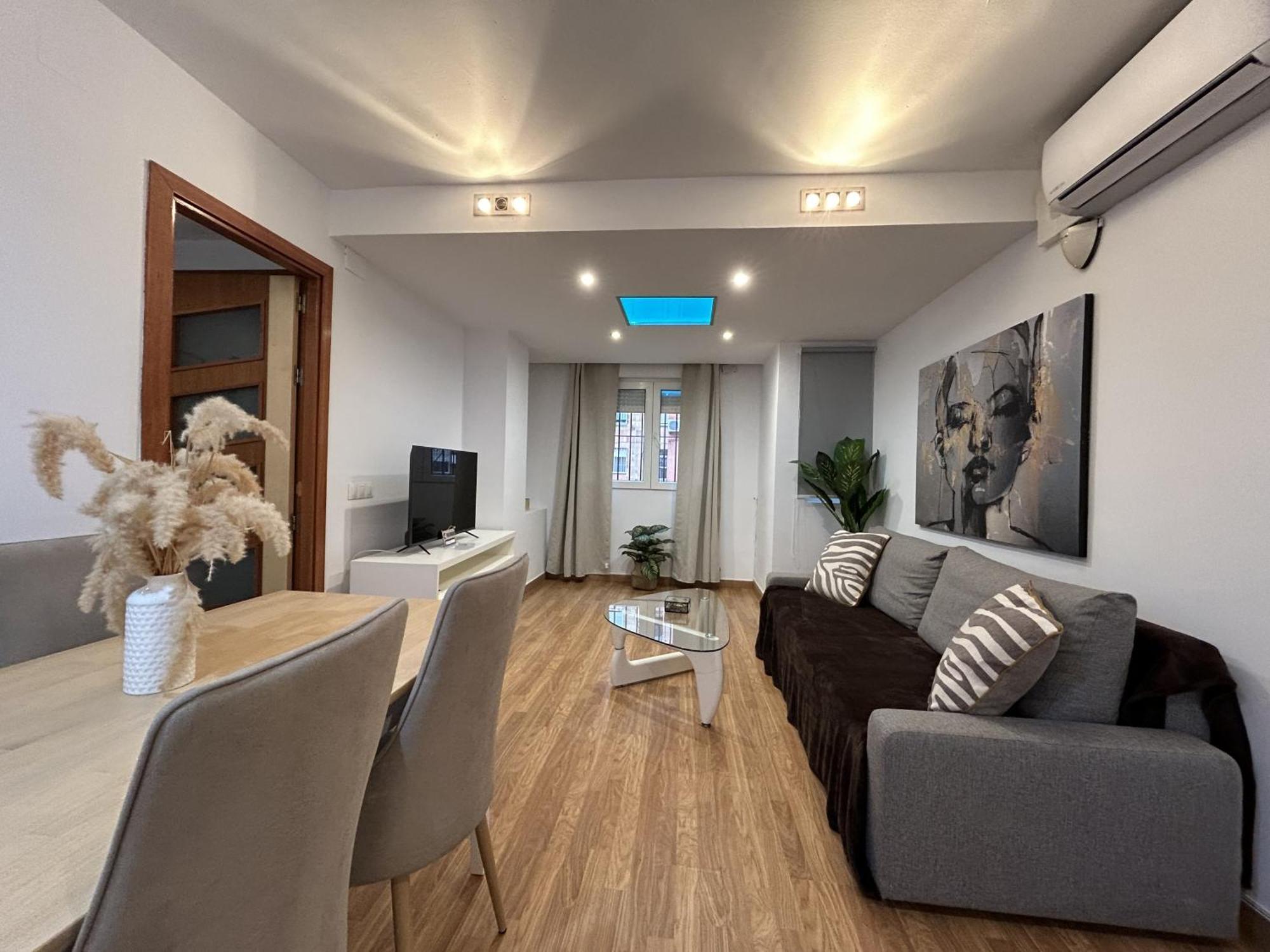Lujo A Tu Alcance Con Spa Y Garaje Pleno Centro Huelva Ngoại thất bức ảnh