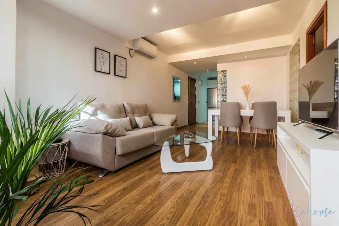 Lujo A Tu Alcance Con Spa Y Garaje Pleno Centro Huelva Ngoại thất bức ảnh