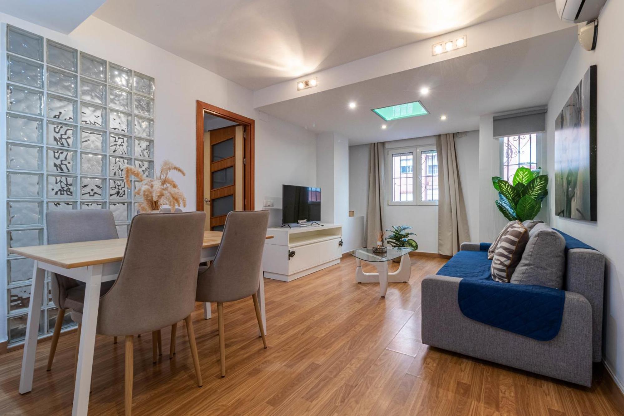 Lujo A Tu Alcance Con Spa Y Garaje Pleno Centro Huelva Ngoại thất bức ảnh